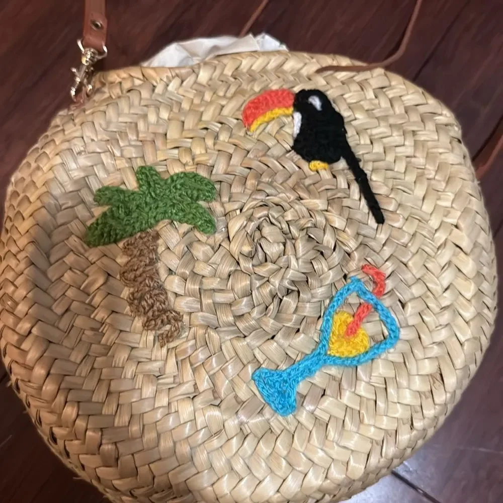 Embroidered Straw Crossbody Bag HANDMADE - Leather Strap - NEW